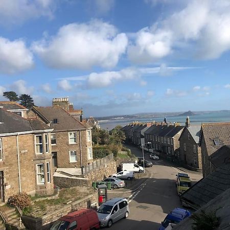 Modern Attic Studio Apartment With Harbour Views Penzance Buitenkant foto